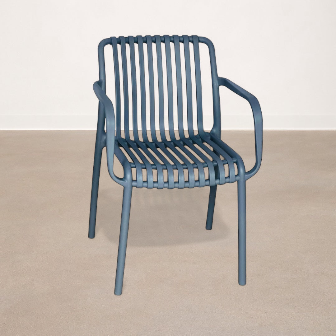 Silla de jardín en polipropileno con reposabrazos Wendell