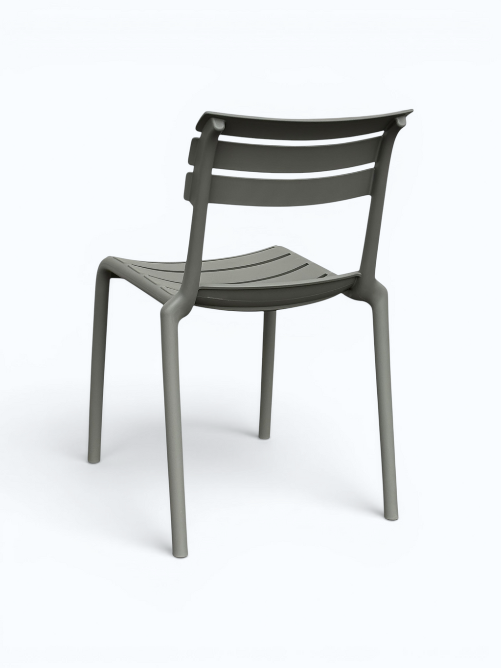Silla Helen — Uso Comercial e Interior · Polipropileno Reforzado · Apilable