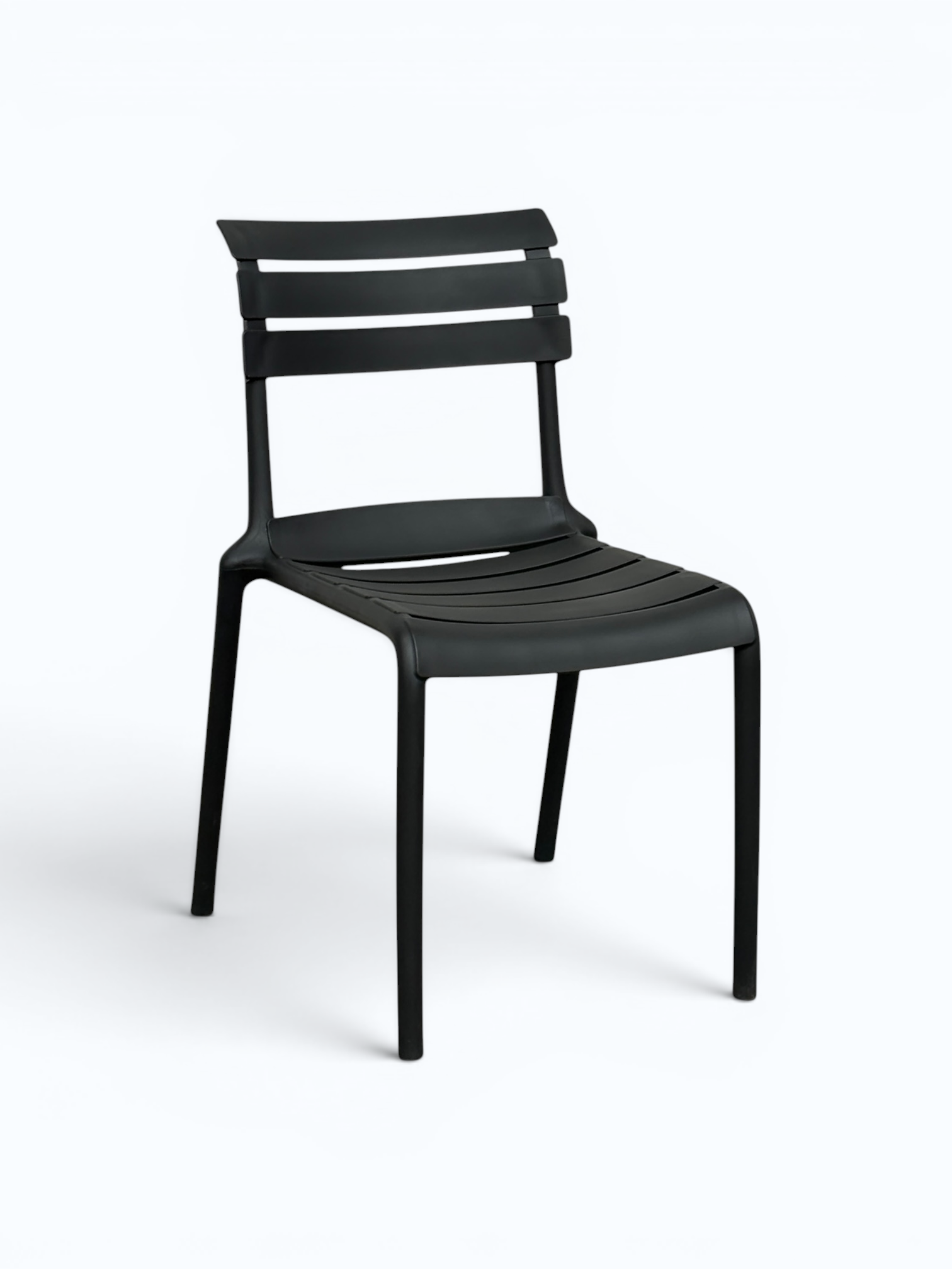 Silla Helen — Uso Comercial e Interior · Polipropileno Reforzado · Apilable